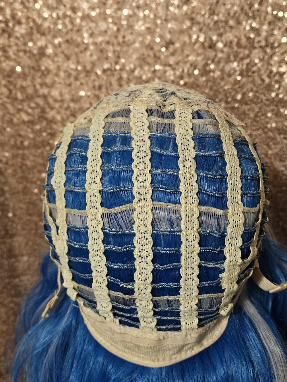 Wig - Picture 5 of 5